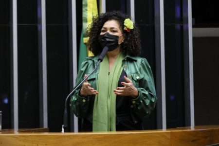 Comissão aprova benefício emergencial de R$ 10 mil para rádios comunitárias durante pandemia