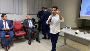 KAKÁ RESOLVE PRESIDENTE DO AVANTE EUNÁPOLIS