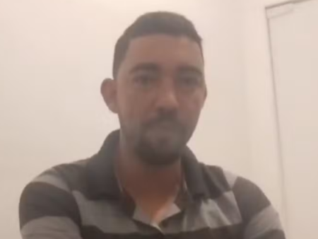 Homem encontra R$ 2.400 em caixa eletrônico ao fazer depósito e devolve ao dono