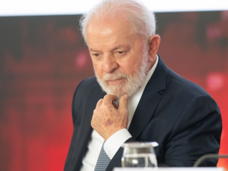 Coronel é demitido pela Defesa após chamar Lula de ladrão e questionar eleições