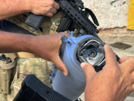 Facções criminosas trocam ‘olheiros’ por câmeras clandestinas para monitorar bairros