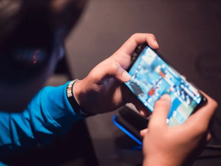 Eunápolis: Menino esfaqueia pai após pedido para desinstalar jogo violento