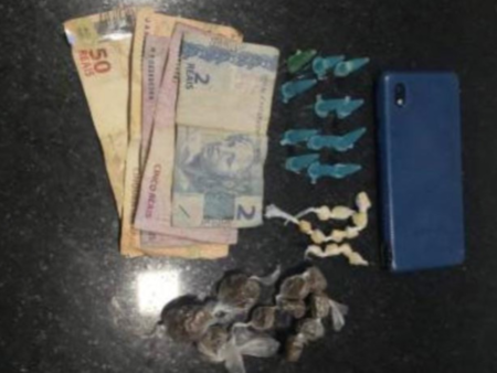 Suspeito é preso e drogas são apreendidas durante operação policial em Eunápolis