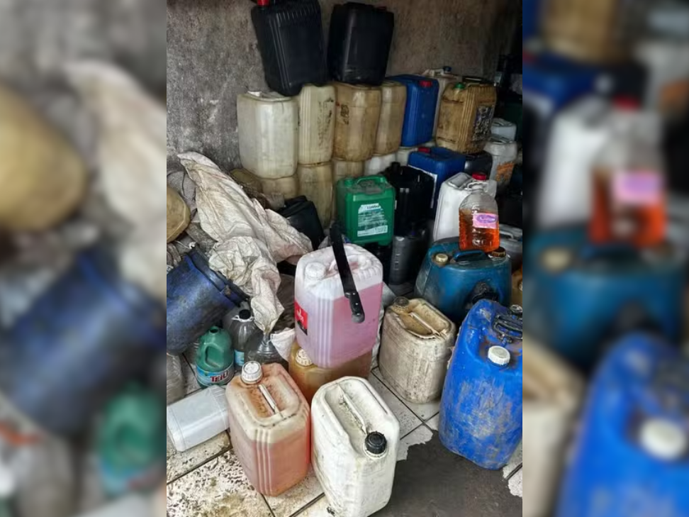 Polícia Militar apreende mais de mil litros de combustível adulterado em galpão