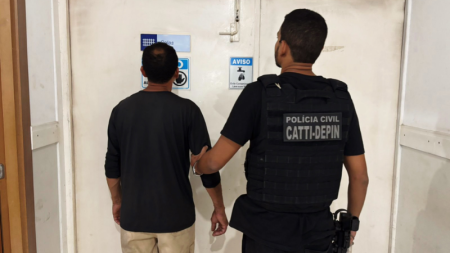 Homem é preso em flagrante suspeito de furto de fios de cobre em Porto Seguro