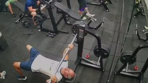 Aluno morre em academia após acidente com barra de supino