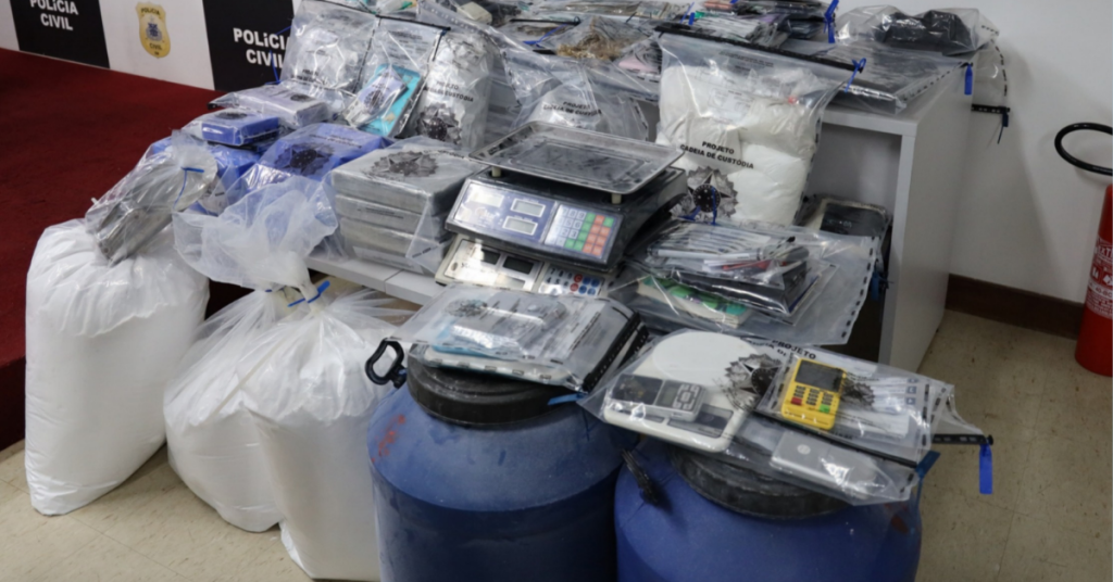 Quatro presos em Porto Seguro: Operação Zimmer fecha laboratório e bloqueia R$ 100 milhões