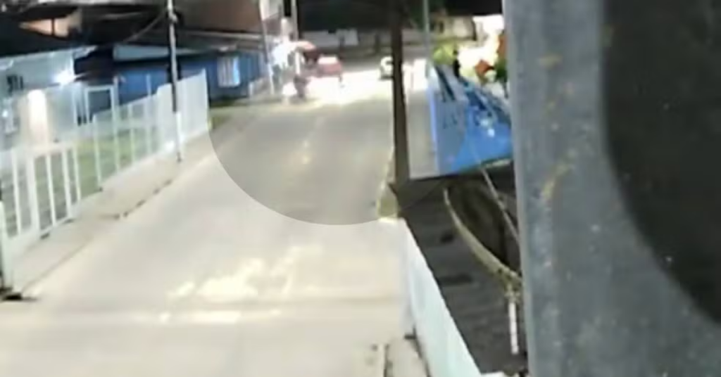 Ataque a tiros em praça de Santa Cruz Cabrália deixa adolescente ferido